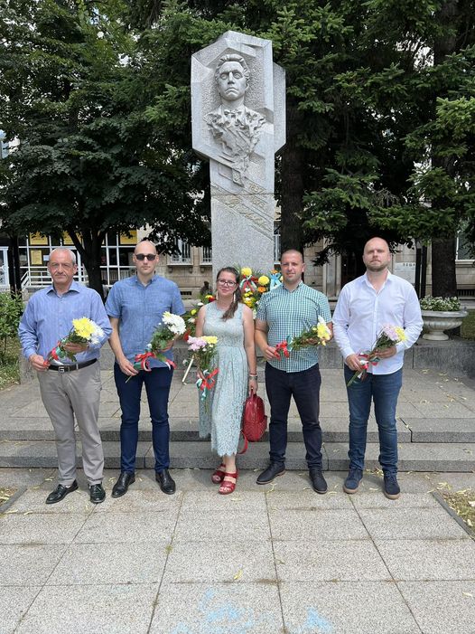 И във Враца се поклониха пред Апостола на свободата